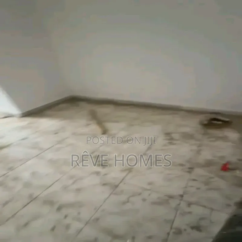 Mini Flat in CHallenge / Mushin for rent in CHallenge / Mushin