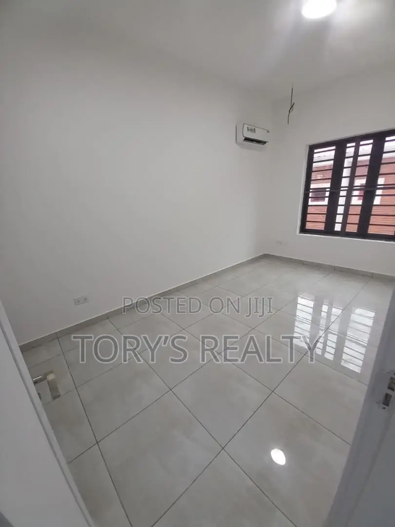 4bdrm Townhouse/Terrace in Victoria Island Extension for sale in Victoria Island Extension