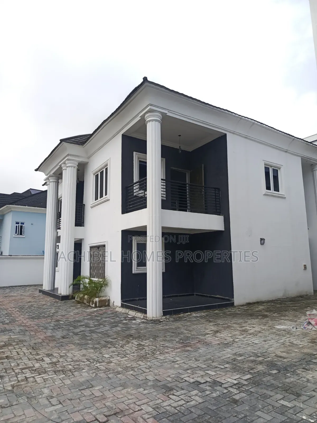 3bdrm Duplex in Lekki Phase 1 for rent in Lekki Phase 1