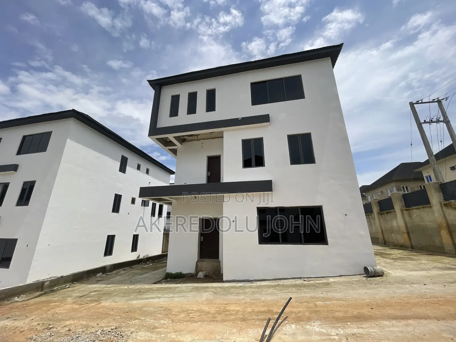 4bdrm Duplex in Katampe Extension for sale in Katampe Extension