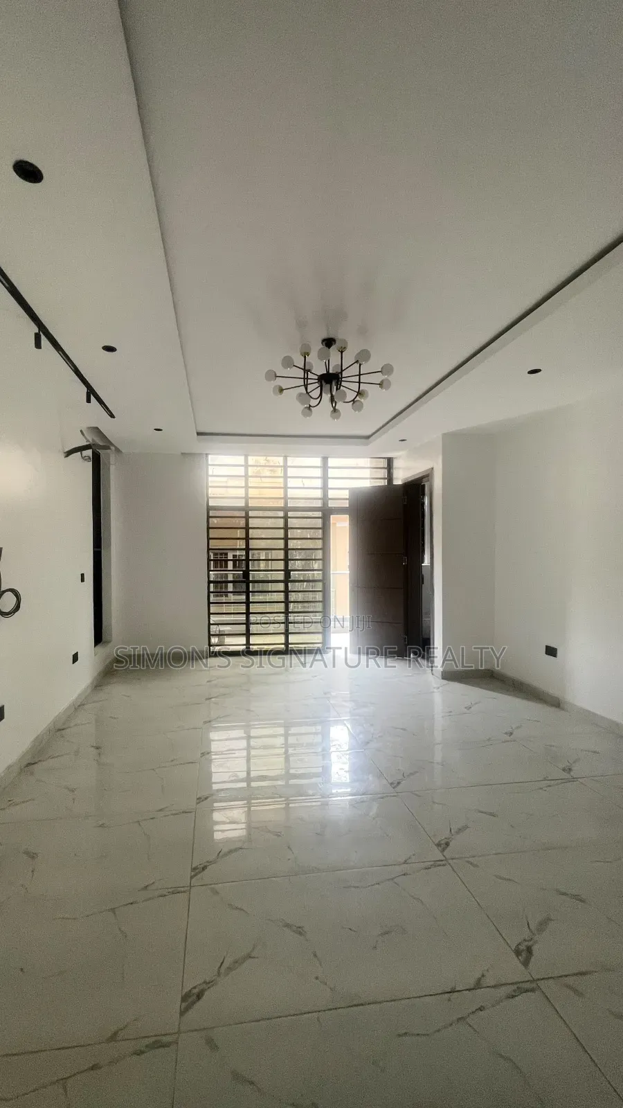 3bdrm Apartment in Ademola Adetokunbo for rent in Ademola Adetokunbo