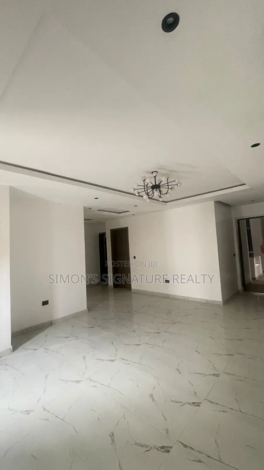 3bdrm Apartment in Ademola Adetokunbo for rent in Ademola Adetokunbo