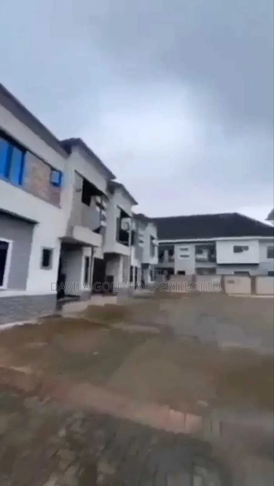 13bdrm Block of Flats in Benin City for sale in Benin City