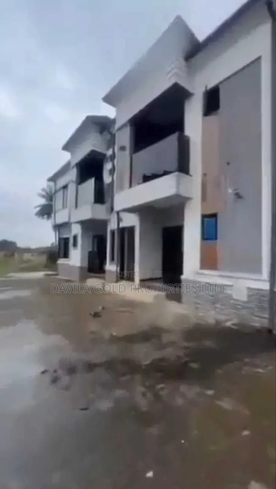 13bdrm Block of Flats in Benin City for sale in Benin City