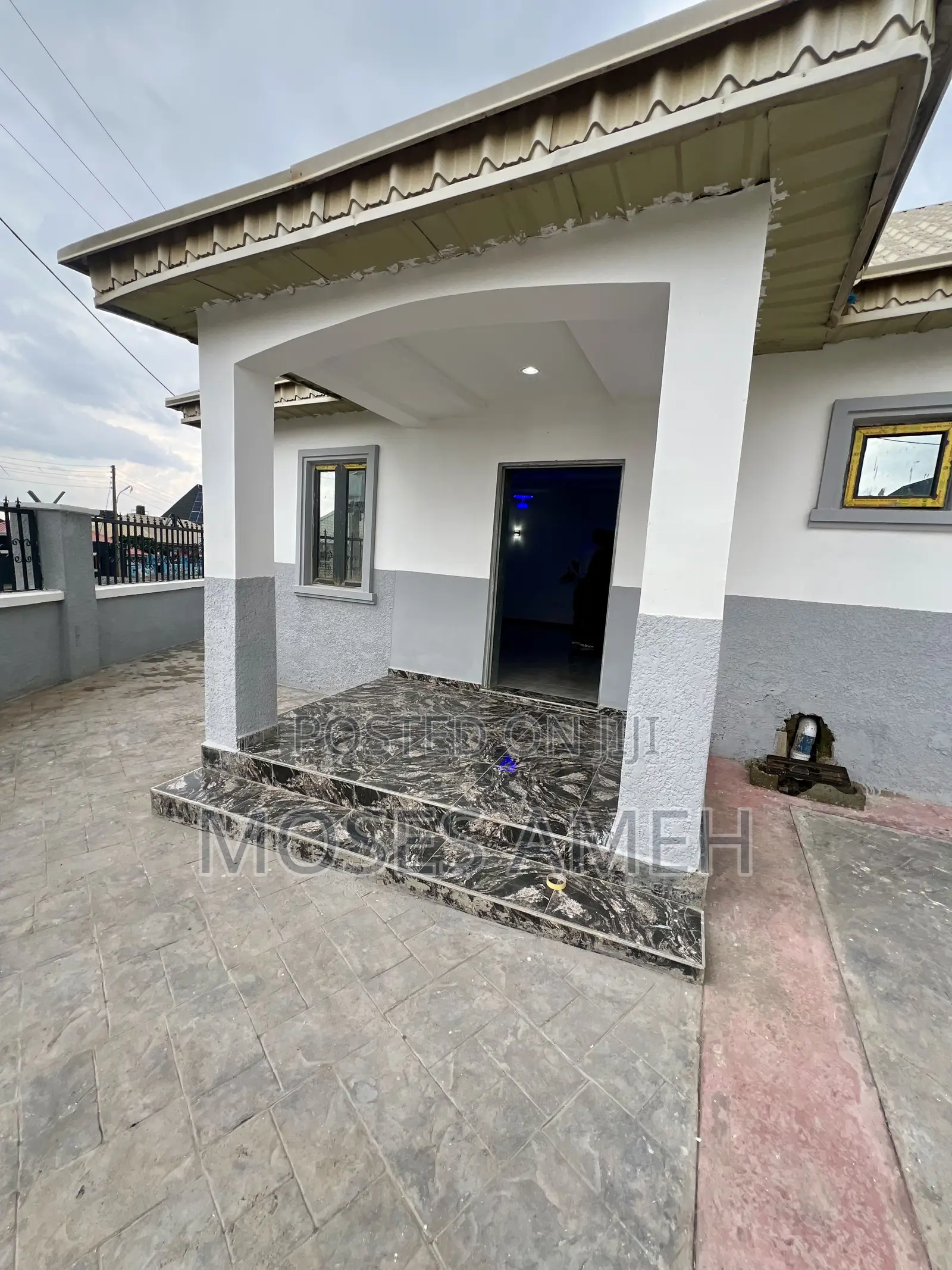 3bdrm Bungalow in Apo Resettlement for rent in Apo Resettlement