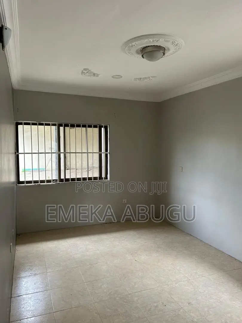 5bdrm Bungalow in Oluyole Estate for rent in Oluyole Estate