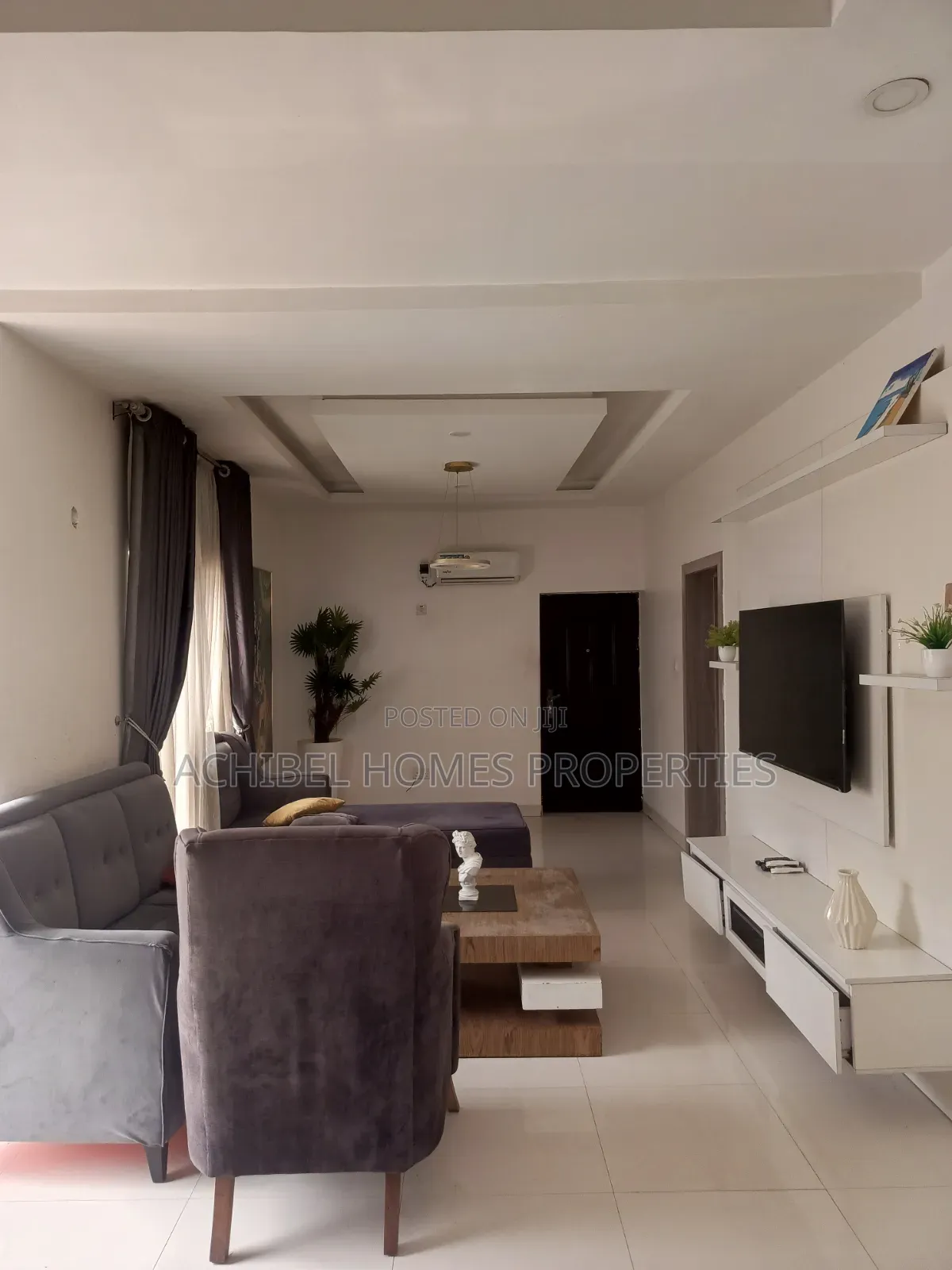 Furnished 2bdrm Apartment in Freedom Way, Lekki Phase 1 for rent in Lekki Phase 1
