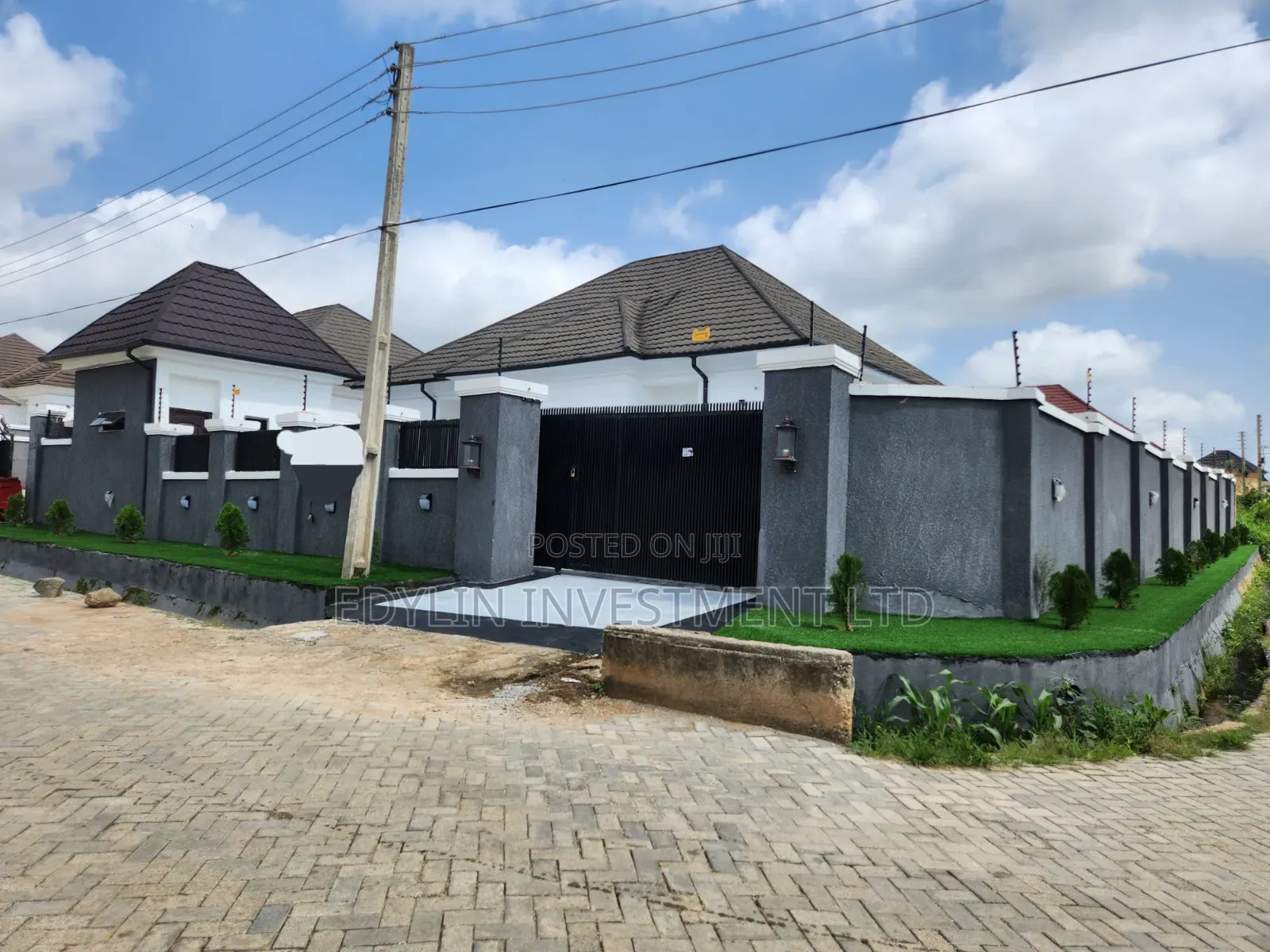 3bdrm Apartment in Inside An Estate, Dawaki for sale in Dawaki