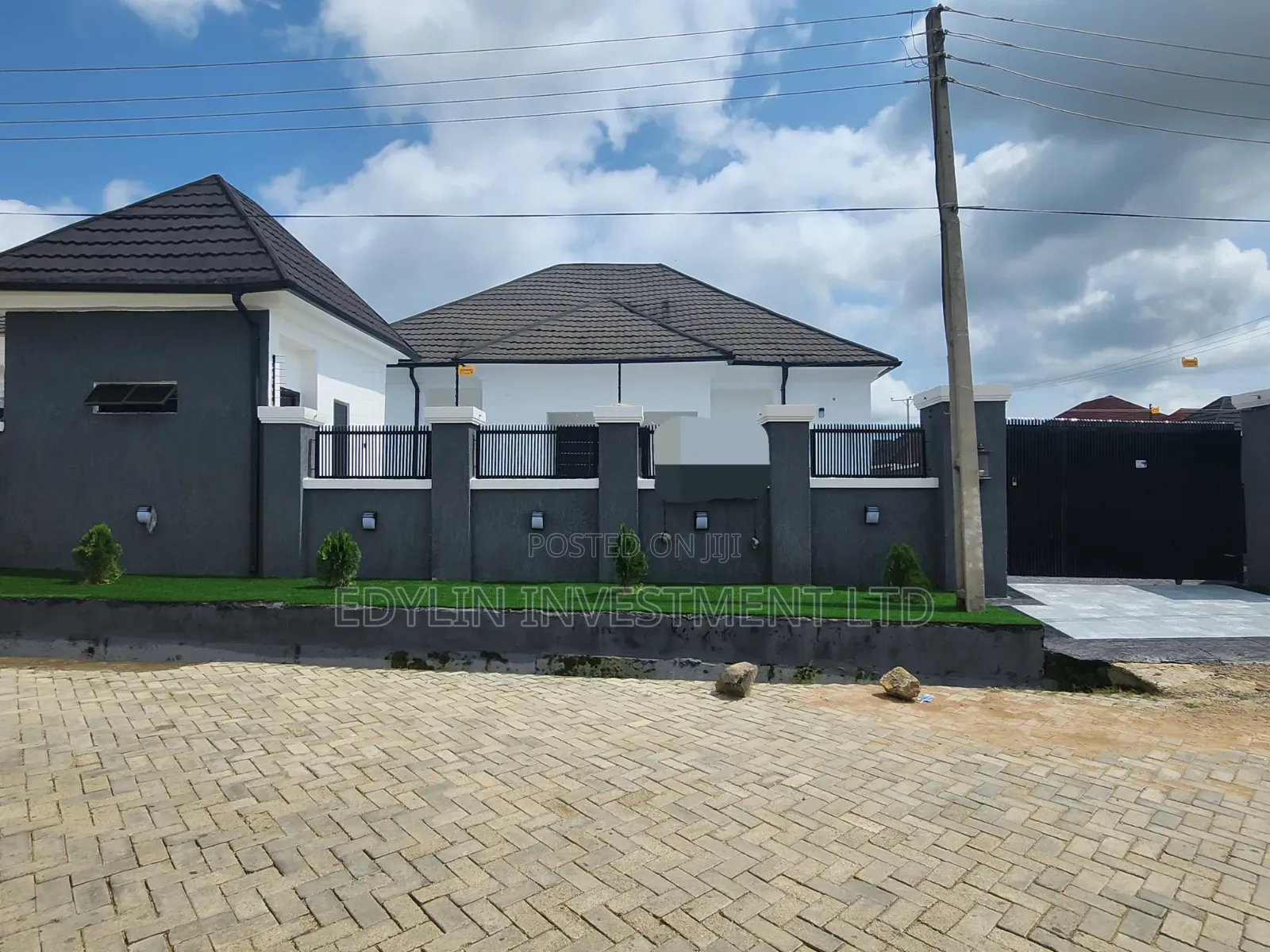 3bdrm Apartment in Inside An Estate, Dawaki for sale in Dawaki