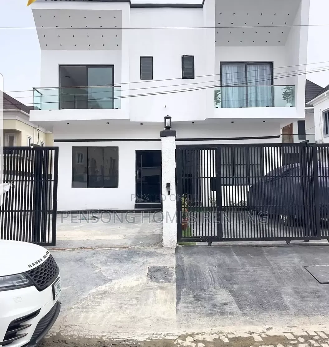 4bdrm Duplex in Chevron Tall Gate for rent in Chevron
