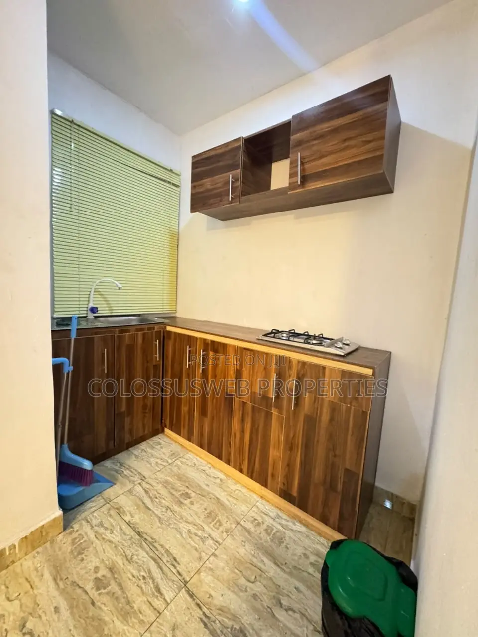 1bdrm Apartment in Osapa London, Lekki for rent in Lekki