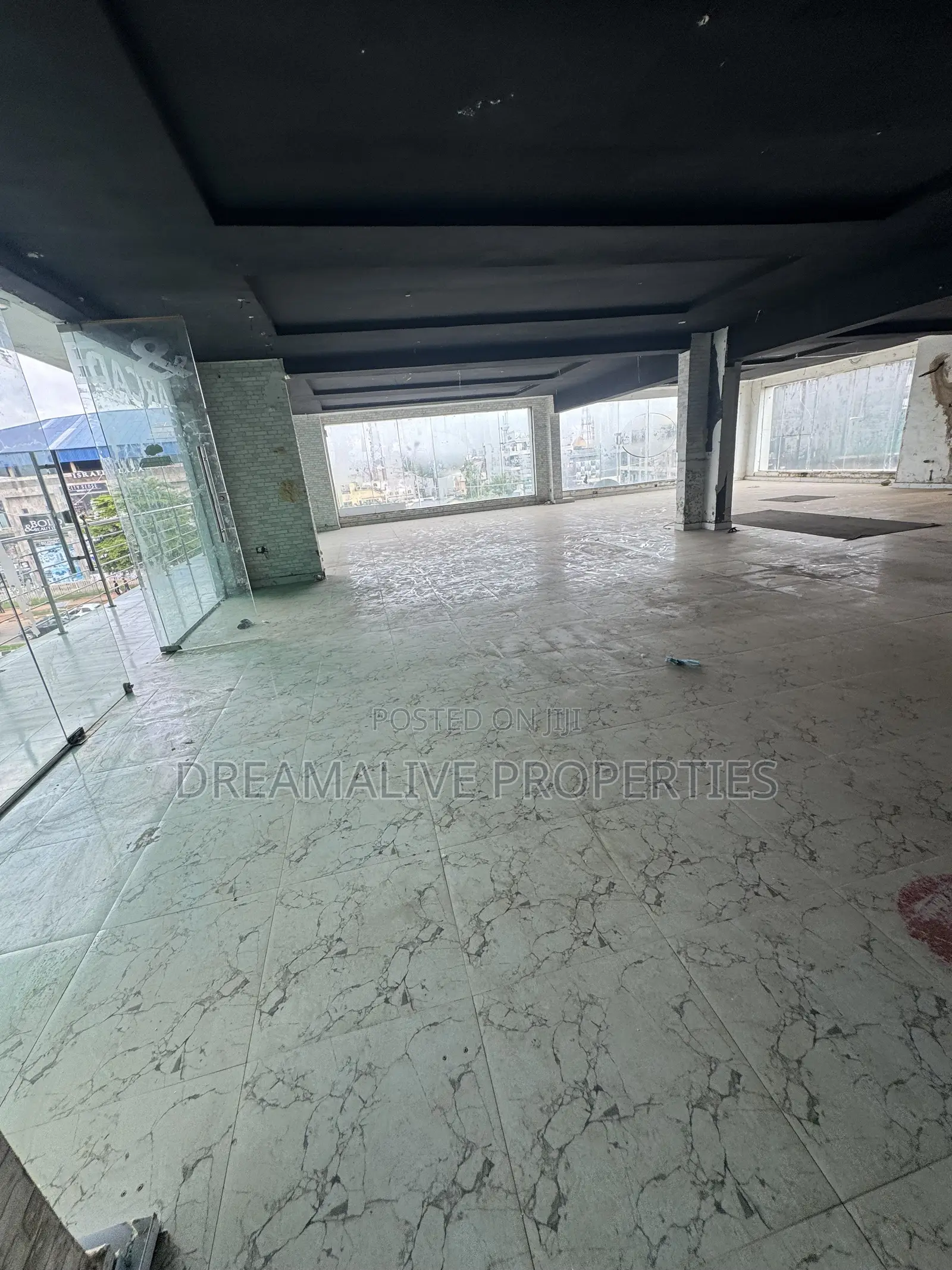 Massive Office Space in Wuse 2