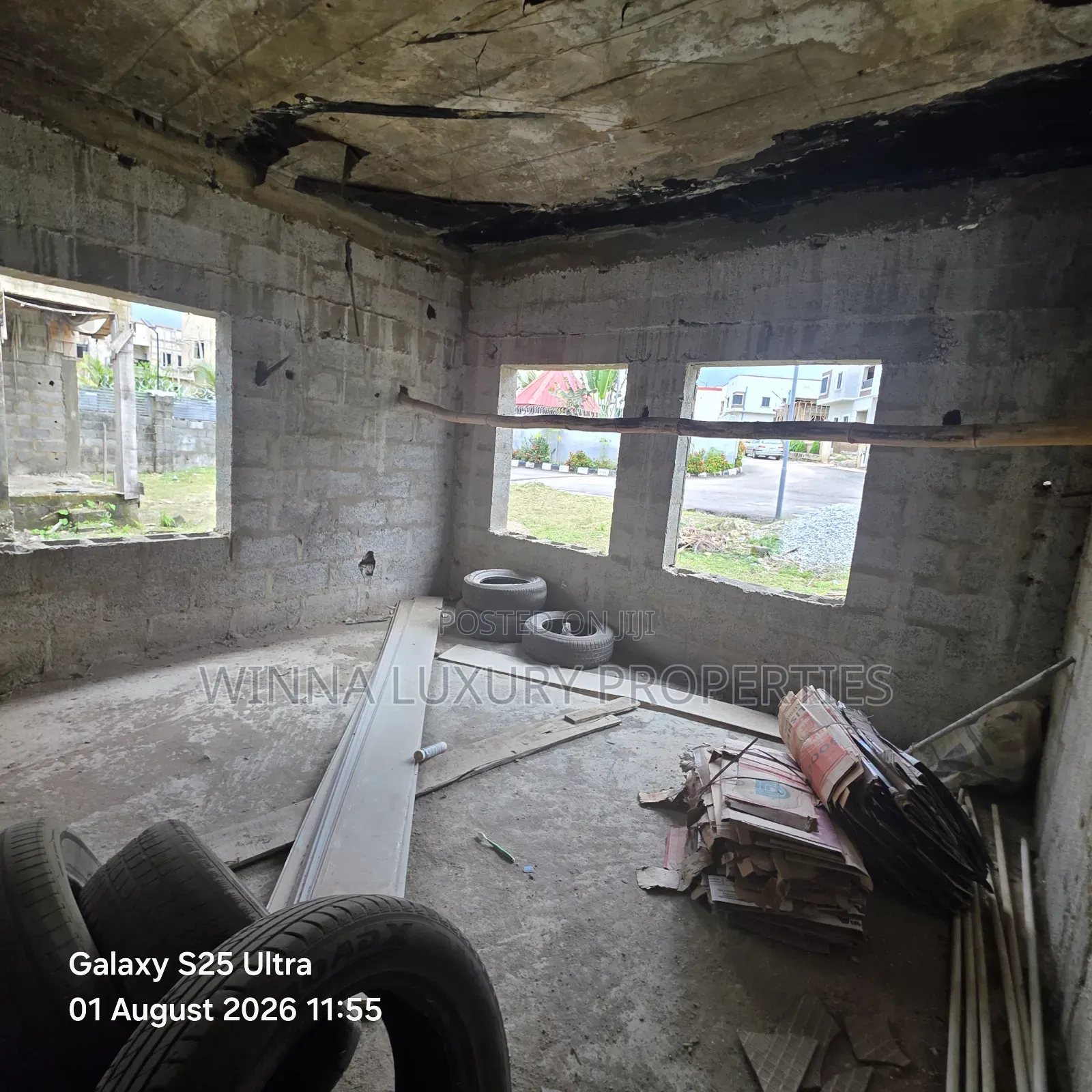 5bdrm Duplex in Bricks Garden, Lugbe District for sale in Lugbe District