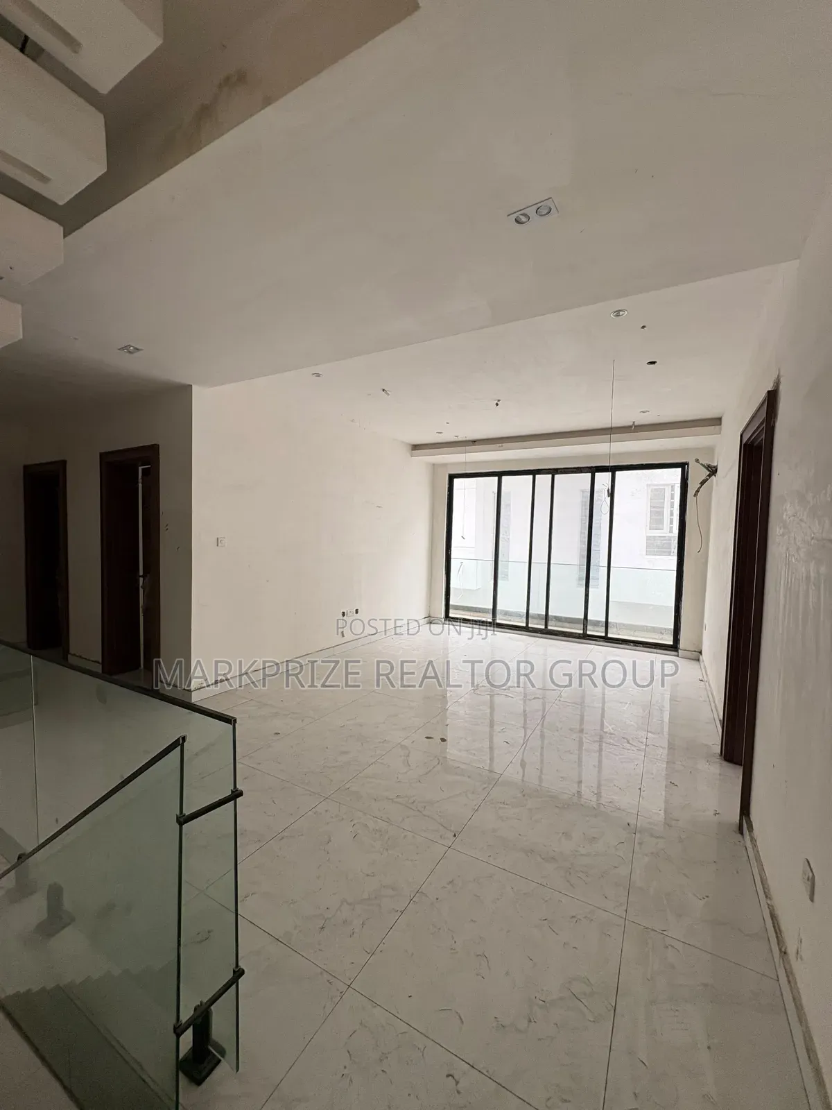 5bdrm Duplex in Lekki County Homes, Ikota for sale in Ikota