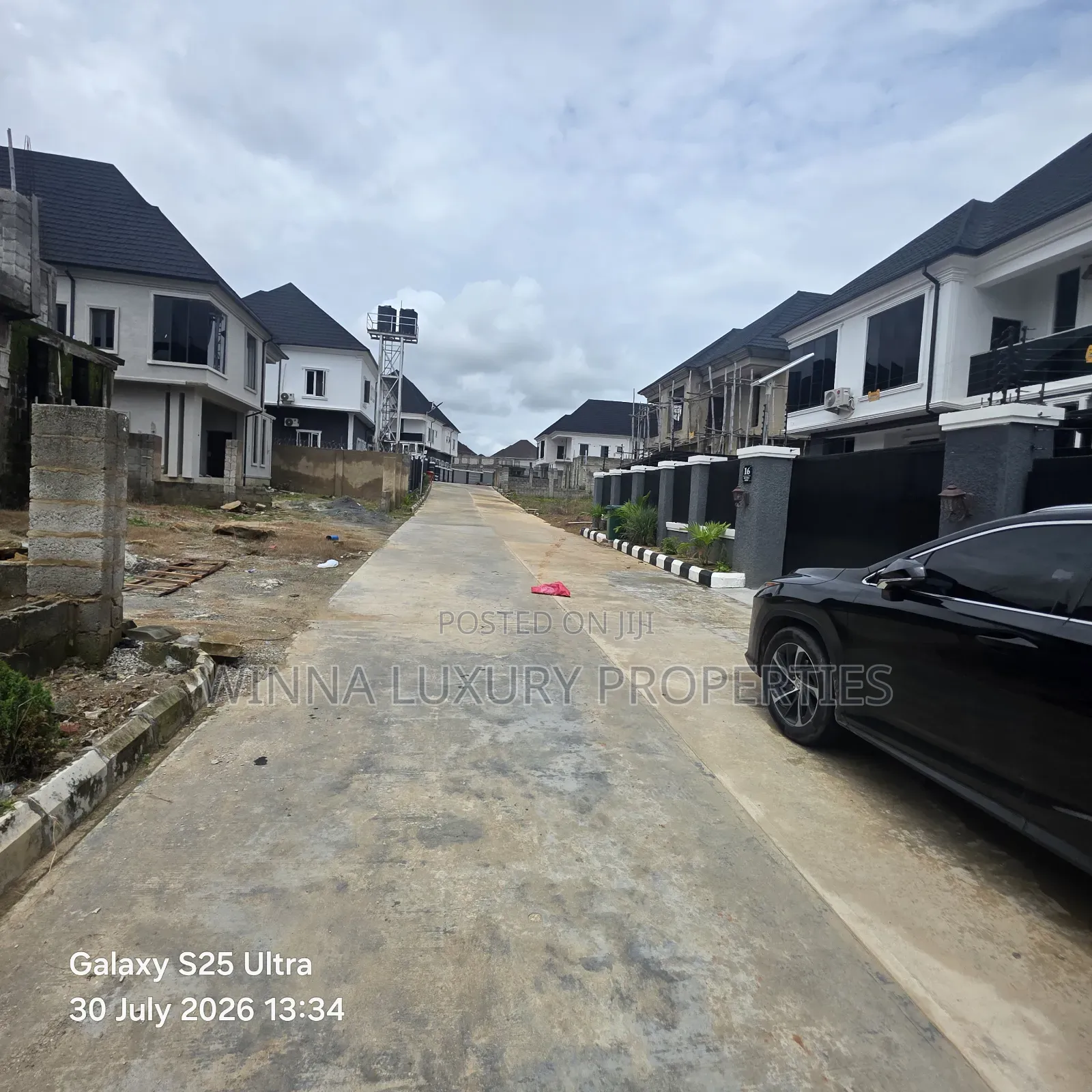 6bdrm Duplex in Country Home, Lugbe District for sale in Lugbe District
