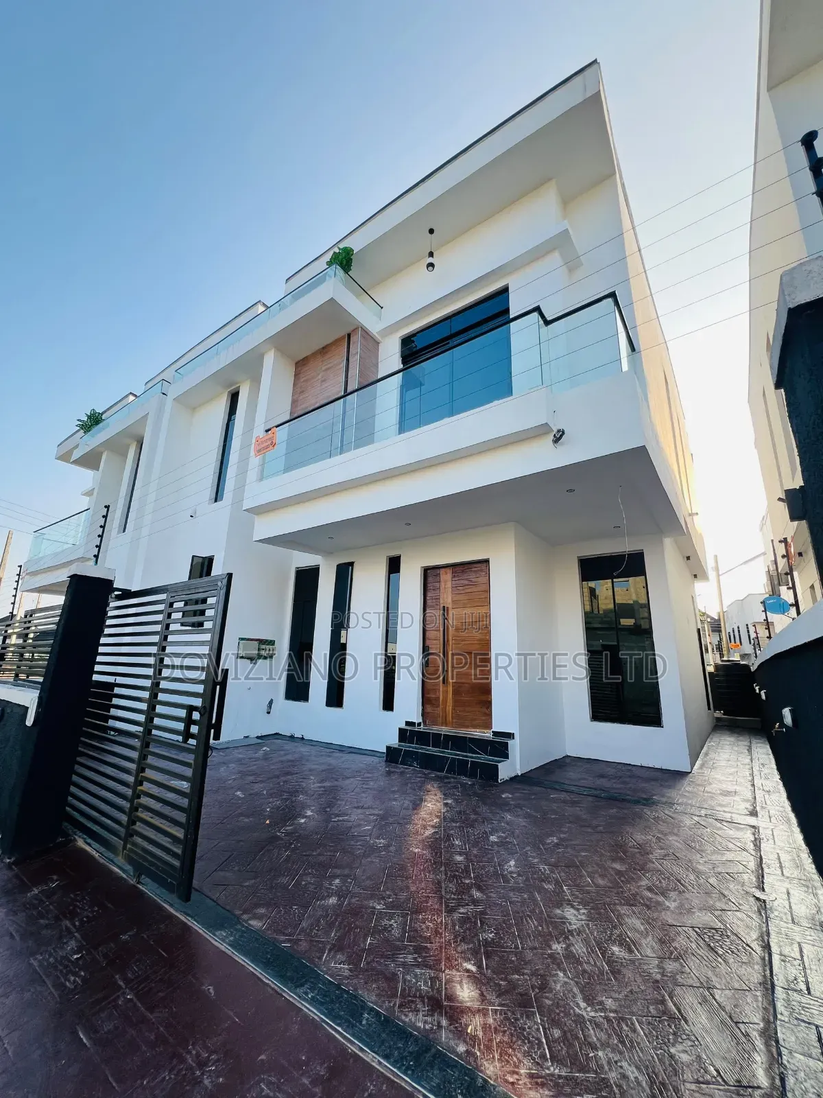 4bdrm Duplex in Abraham Adesanya Estate for sale in Abraham Adesanya Estate