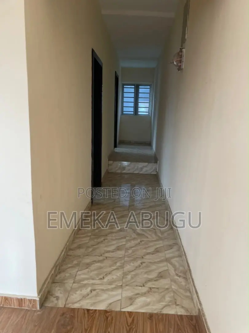 3bdrm Block of Flats in Aare Estate, Oluyole for sale in Oluyole