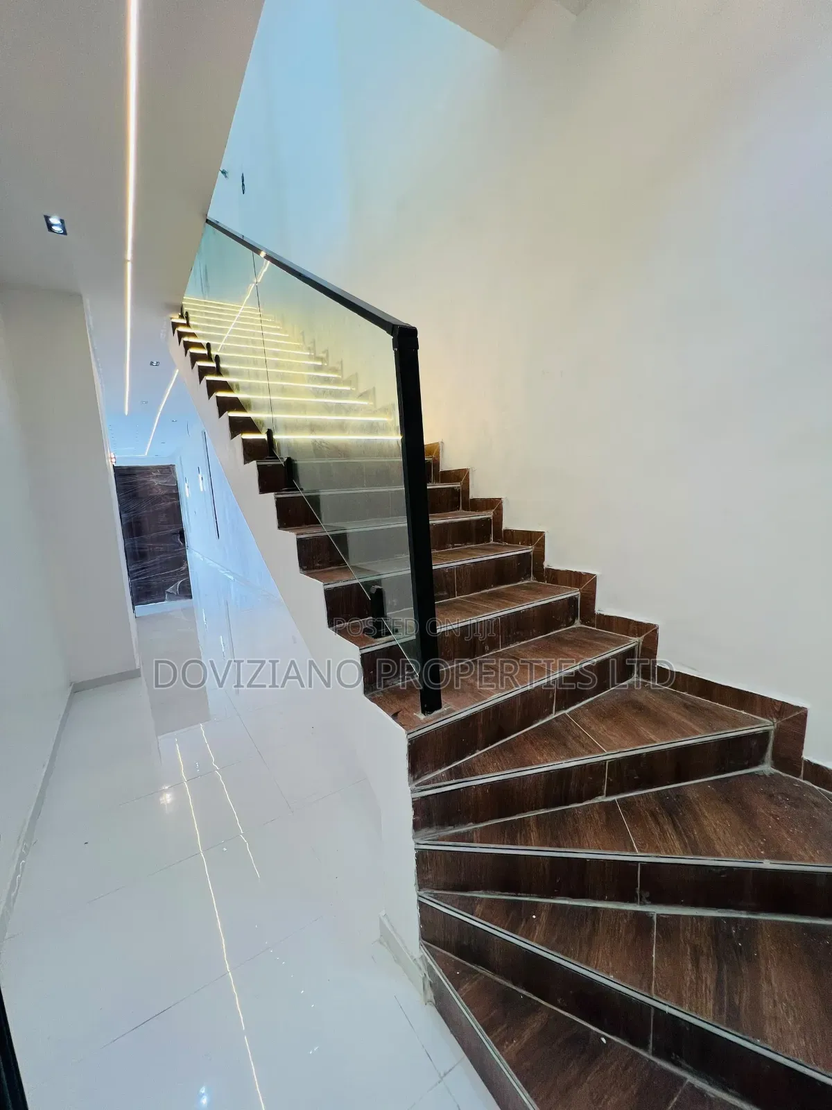 5bdrm Duplex in Abraham Adesanya Estate for sale in Abraham Adesanya Estate