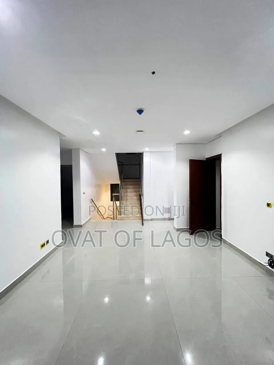 6bdrm Duplex in Old Ikoyi for sale in Old Ikoyi