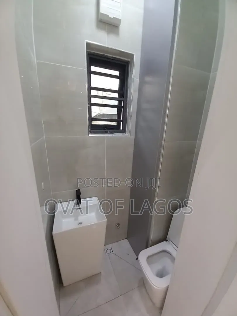 4bdrm Duplex in Oniru, Victoria Island for sale in Victoria Island