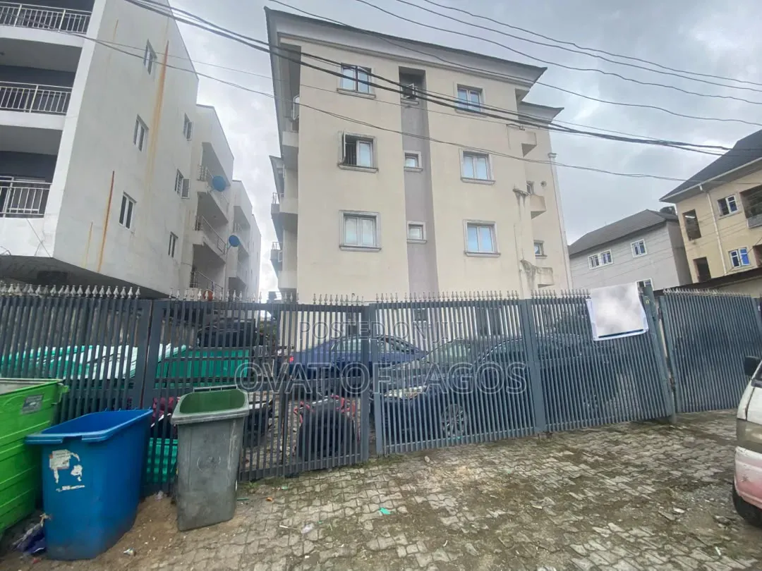 3bdrm Apartment in Chevron for rent in Chevron