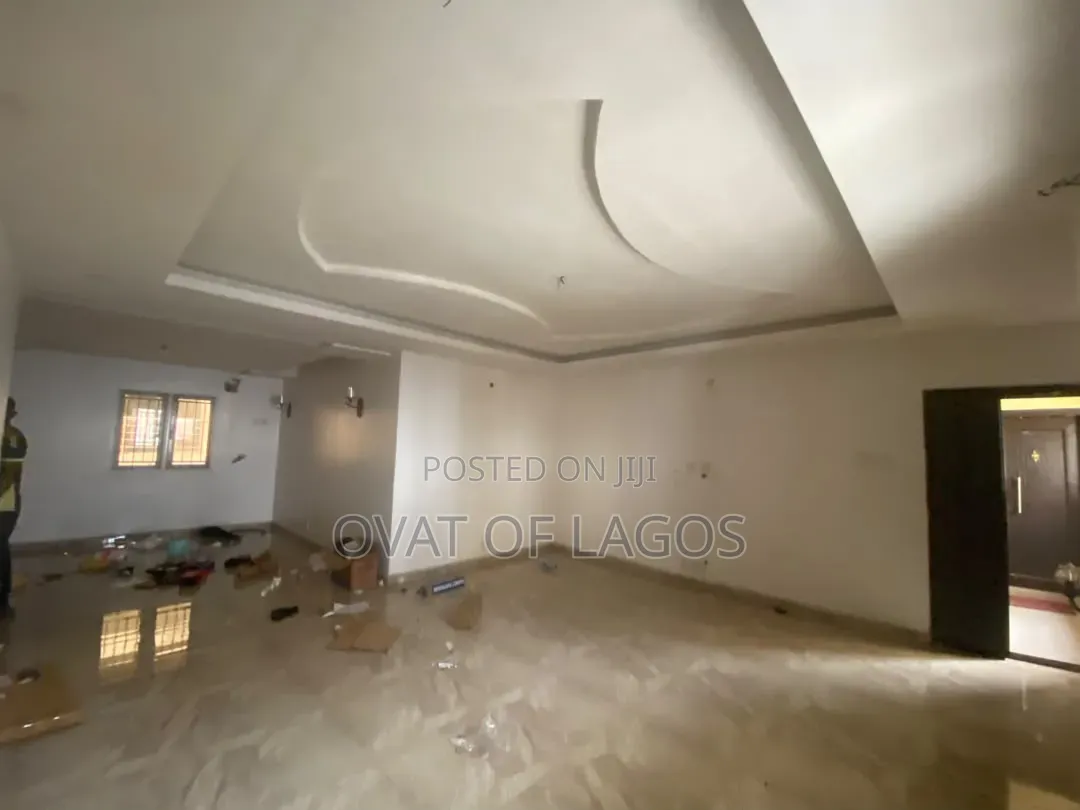 3bdrm Apartment in Chevron for rent in Chevron