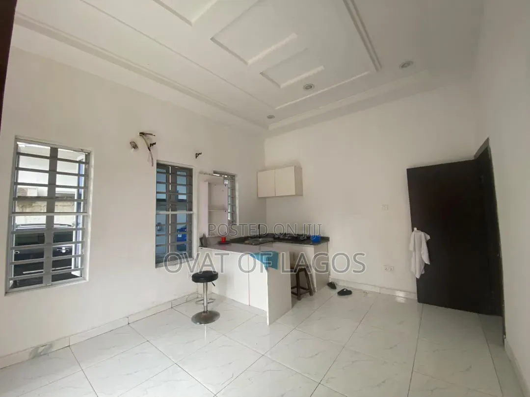 1bdrm Apartment in Chevron for rent in Chevron