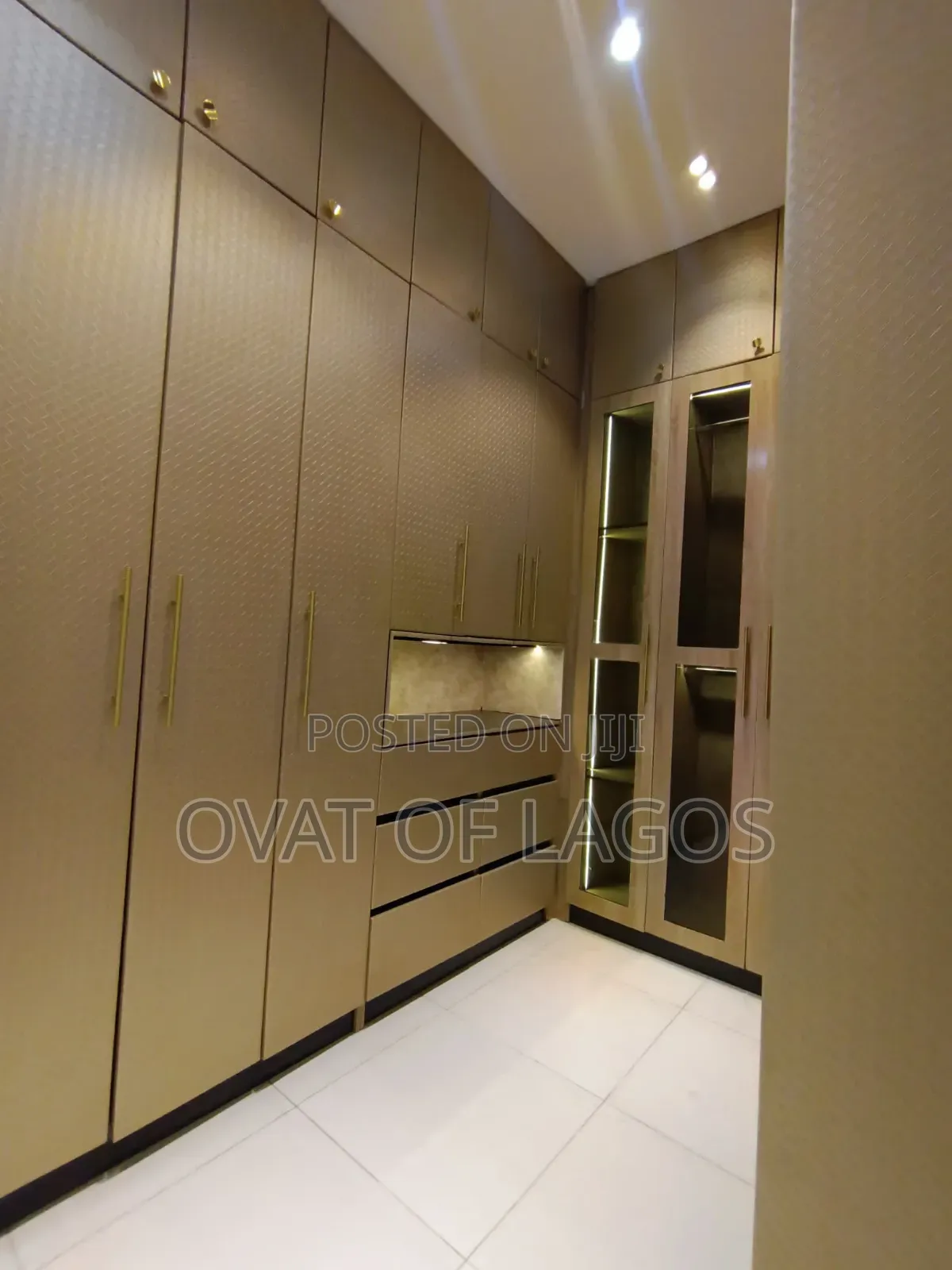 Furnished 4bdrm Duplex in Harris Drive, VGC / Ajah for sale in VGC / Ajah