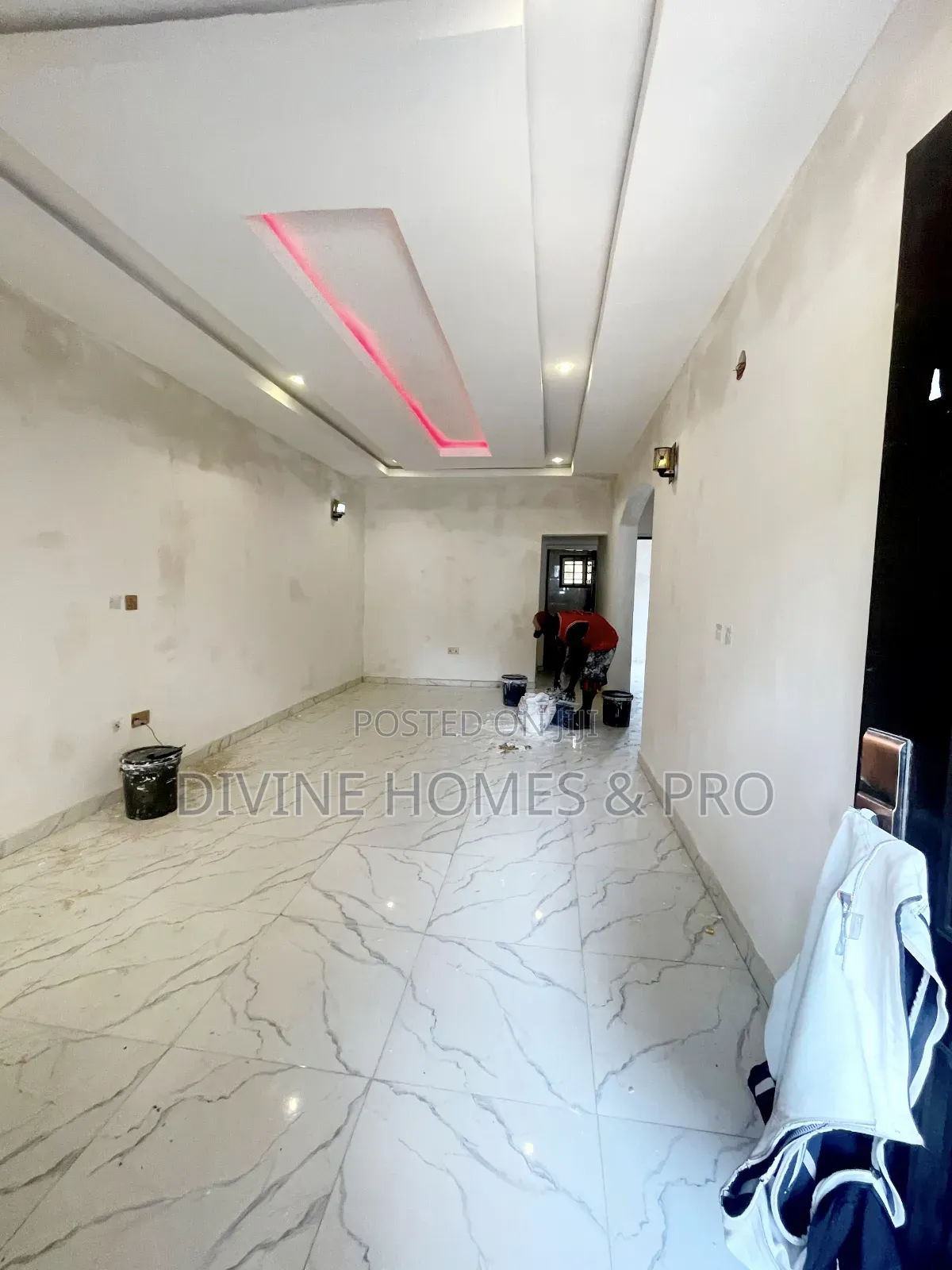 2bdrm Block of Flats in Veslora, Dutse-Alhaji for rent in Dutse-Alhaji