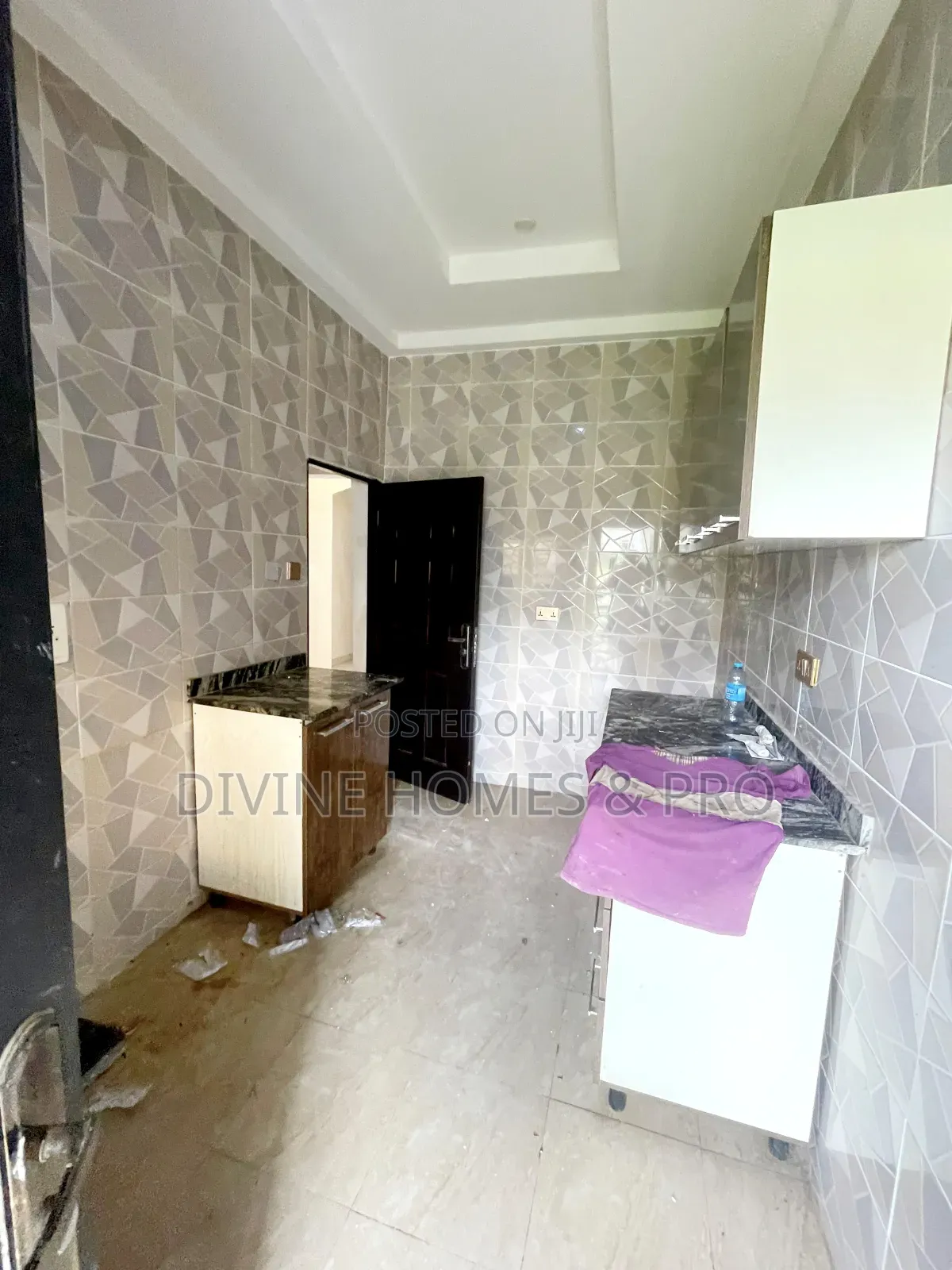 2bdrm Block of Flats in Veslora, Dutse-Alhaji for rent in Dutse-Alhaji
