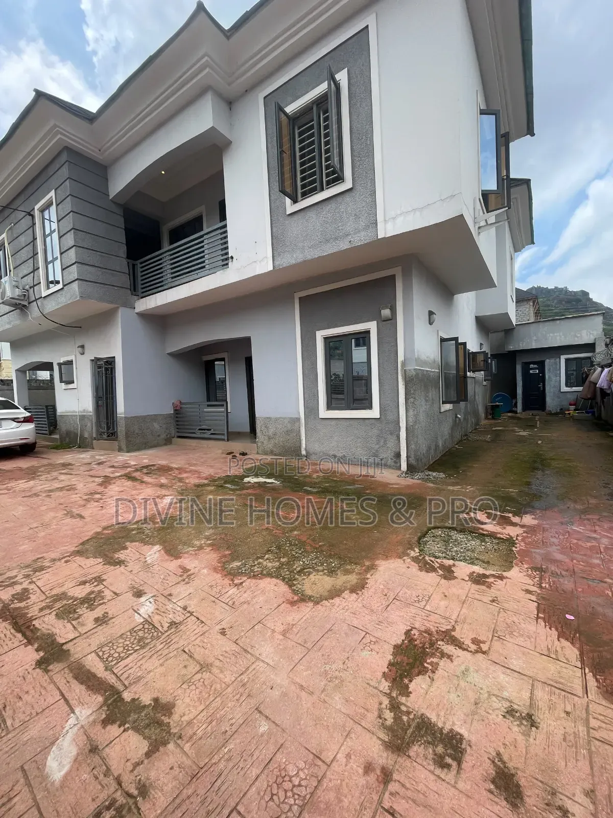 2bdrm Block of Flats in Veslora, Dutse-Alhaji for rent in Dutse-Alhaji