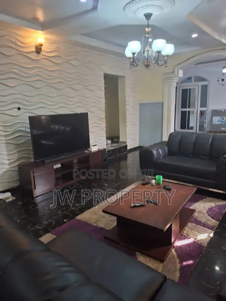 5bdrm Bungalow in Unique Estate, Baruwa for sale in Baruwa
