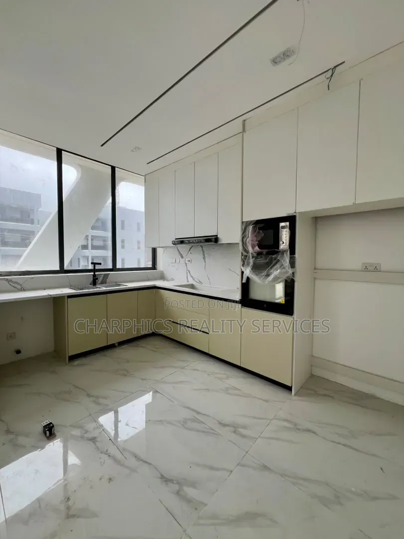 2bdrm Apartment in Lekki Phase 1 for sale in Lekki Phase 1