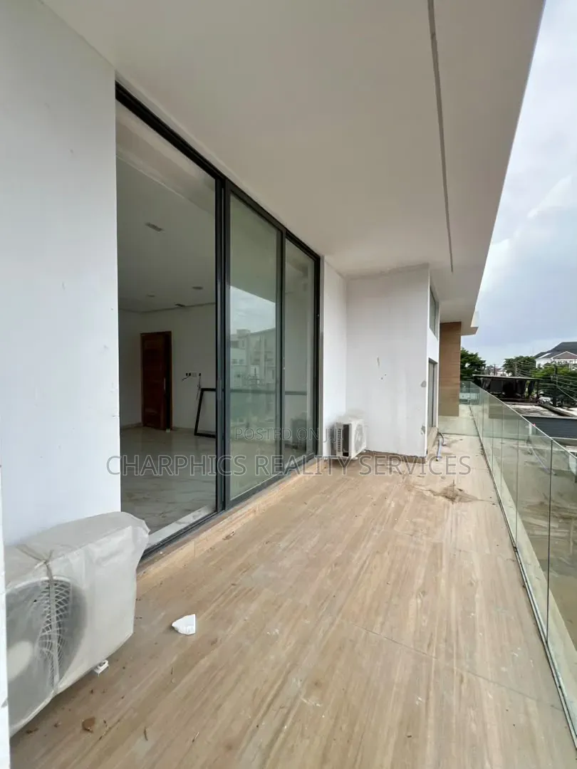 2bdrm Apartment in Lekki Phase 1 for sale in Lekki Phase 1