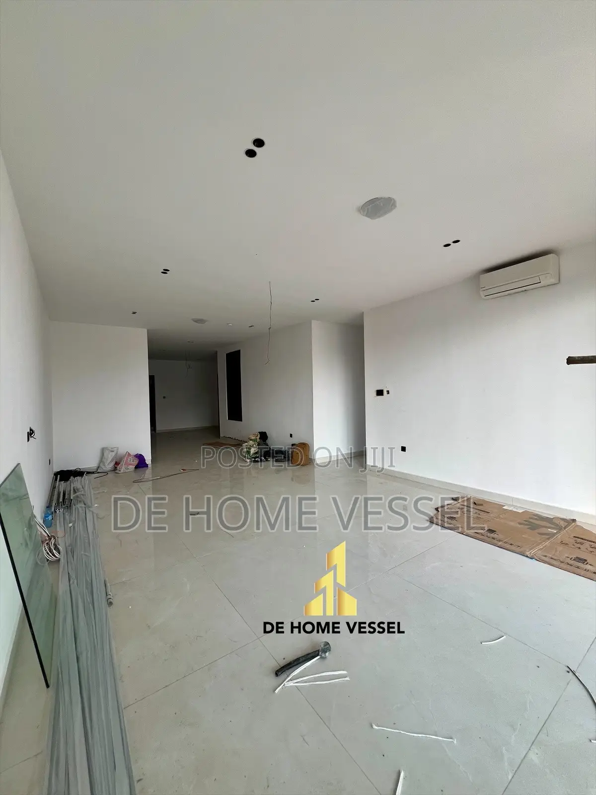 3bdrm Apartment in Old Ikoyi for sale in Old Ikoyi