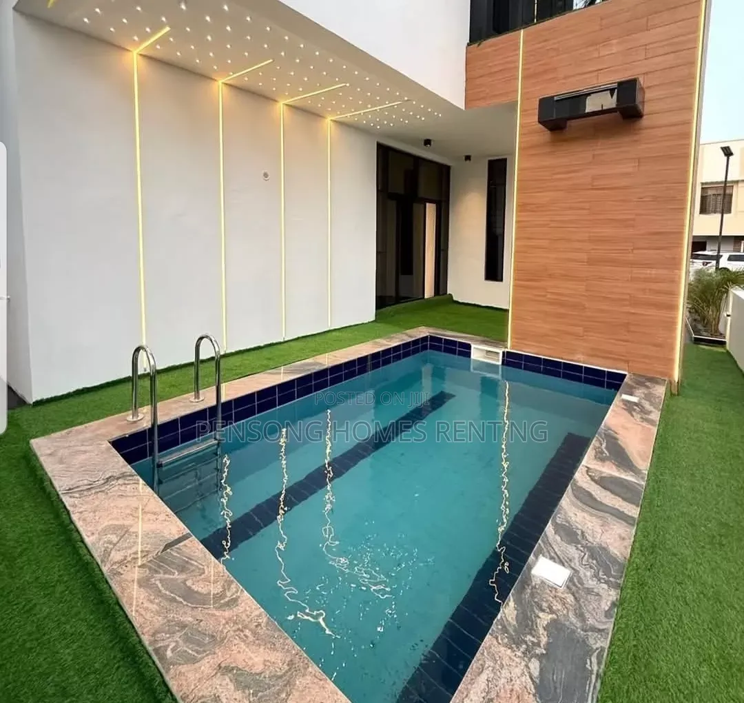 5bdrm Duplex in Chevron for rent in Chevron