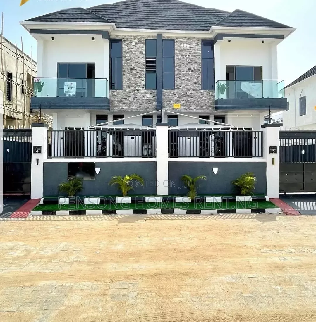 4bdrm Duplex in Ikota Gra for rent in Ikota