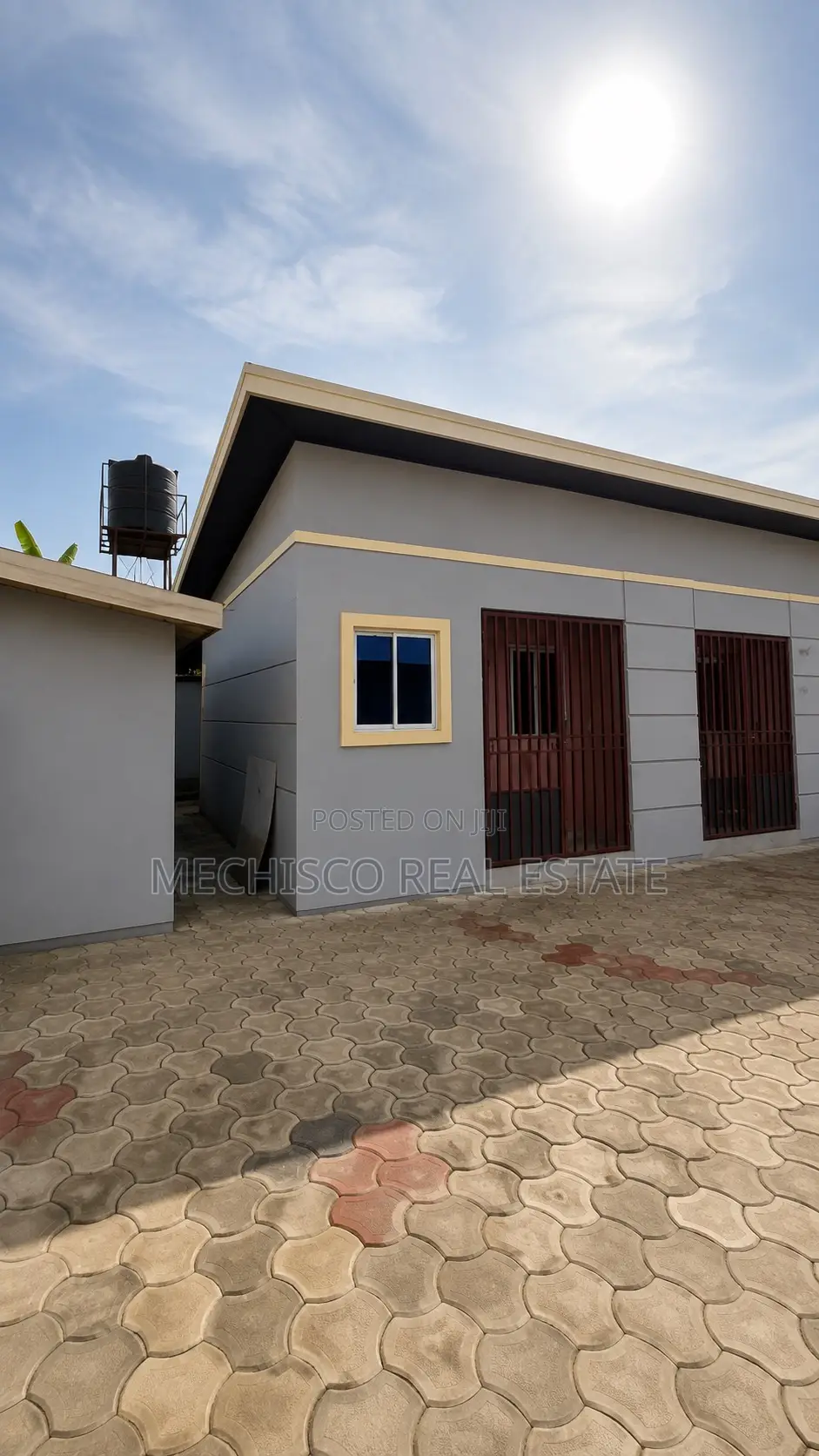 Studio Apartment in Rumolumeni for sale in Rumolumeni