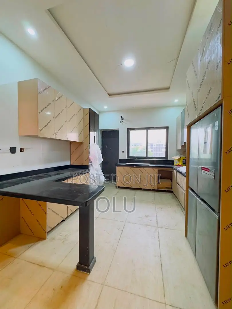 Furnished 4bdrm Maisonette in Shonibare Estate for sale in Ikeja GRA
