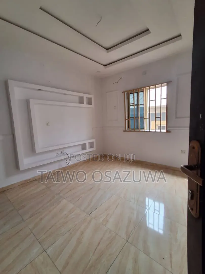 2bdrm Block of Flats in Badora for rent in Ado / Ajah