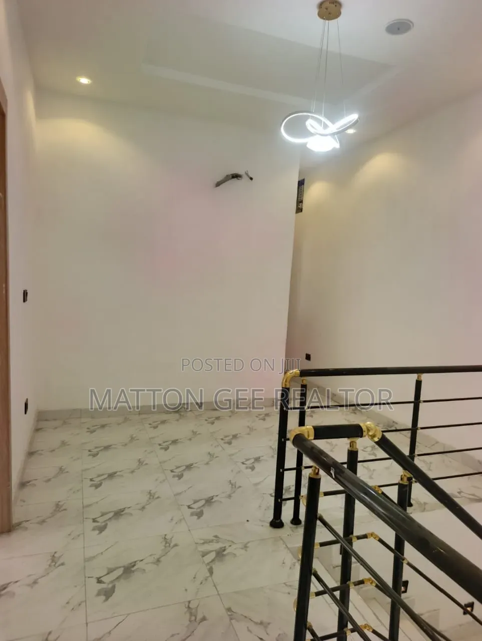 Furnished 4bdrm Duplex in Ikota for sale in Ikota