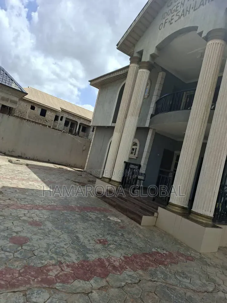 Furnished 8bdrm Block of Flats in Peace Estate, Baruwa for sale in Baruwa