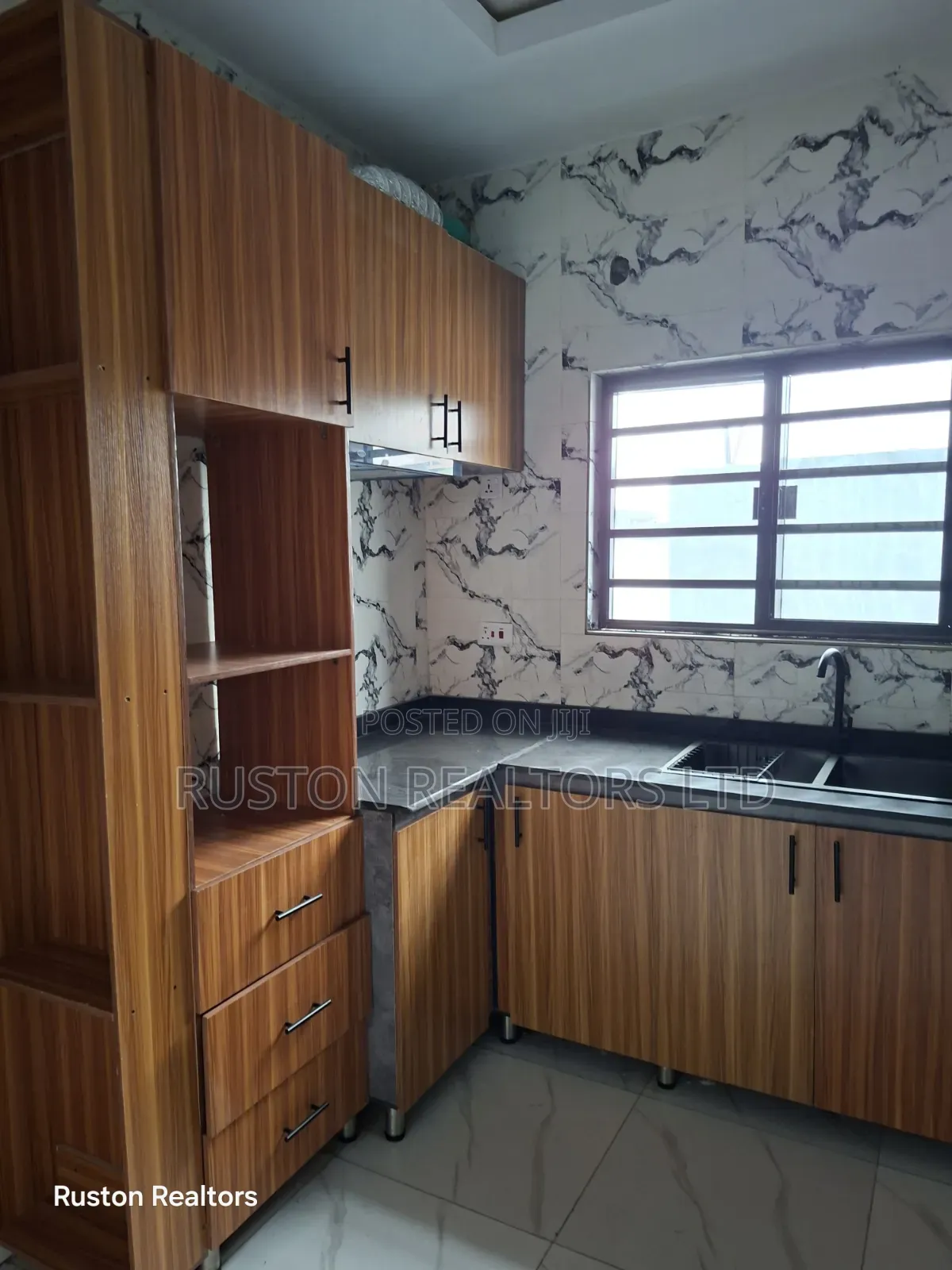 3bdrm Duplex in Akobo for rent in Akobo