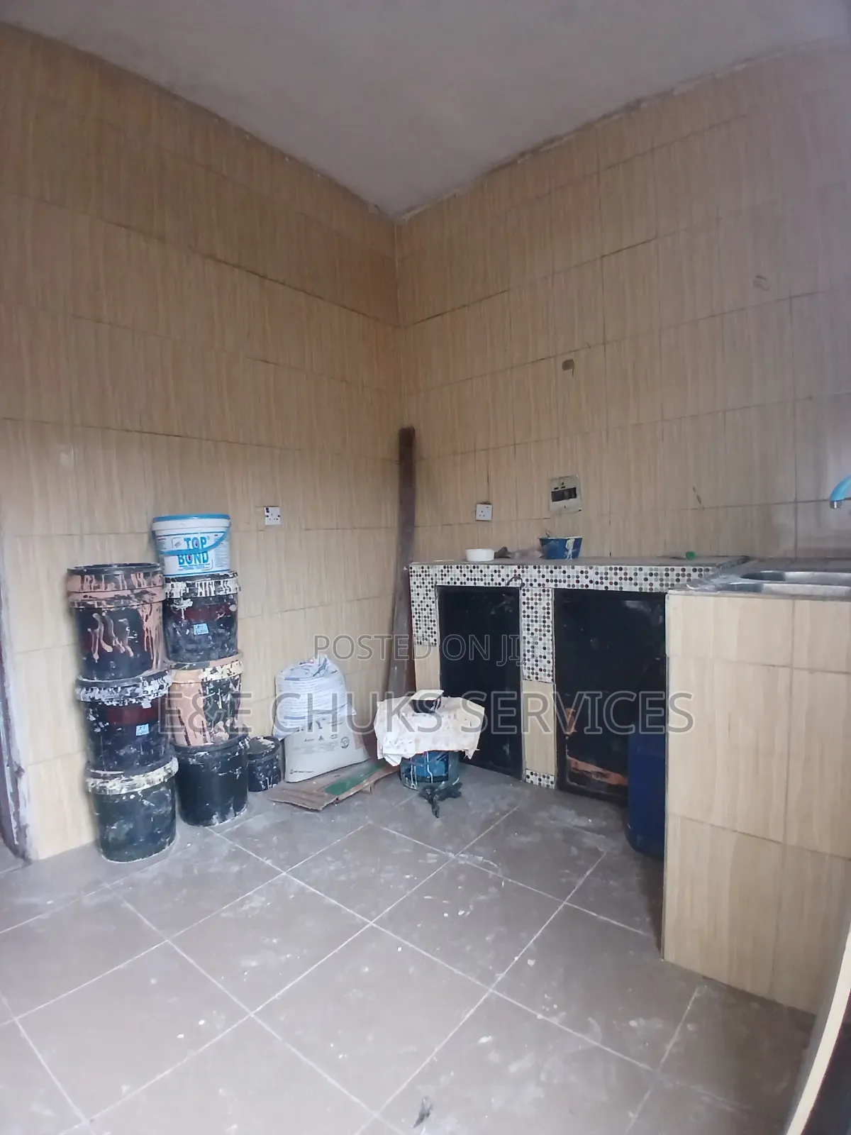 1bdrm Block of Flats in Obio-Akpor for rent in Obio-Akpor
