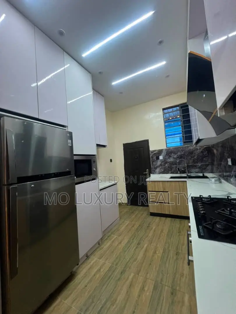 3bdrm Apartment in Lekki Phase 1 for rent in Lekki Phase 1