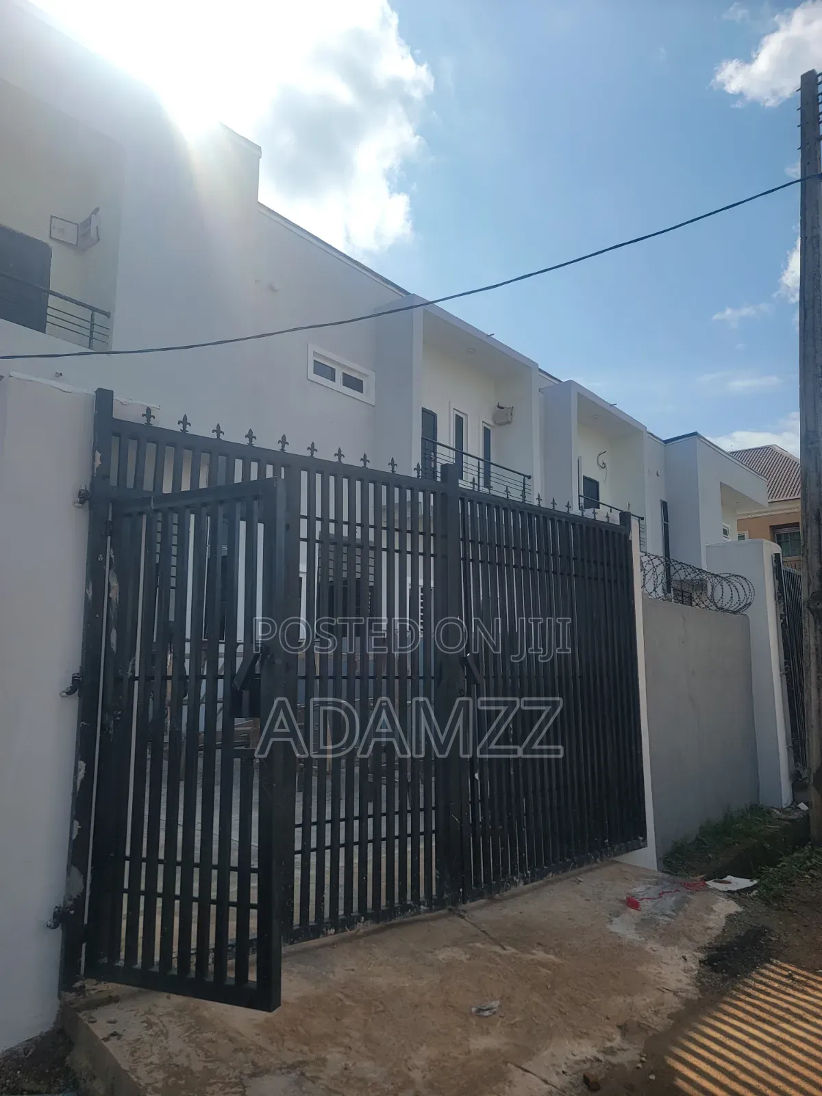 4bdrm Duplex in Rcc Estate, Enugu for rent in Enugu