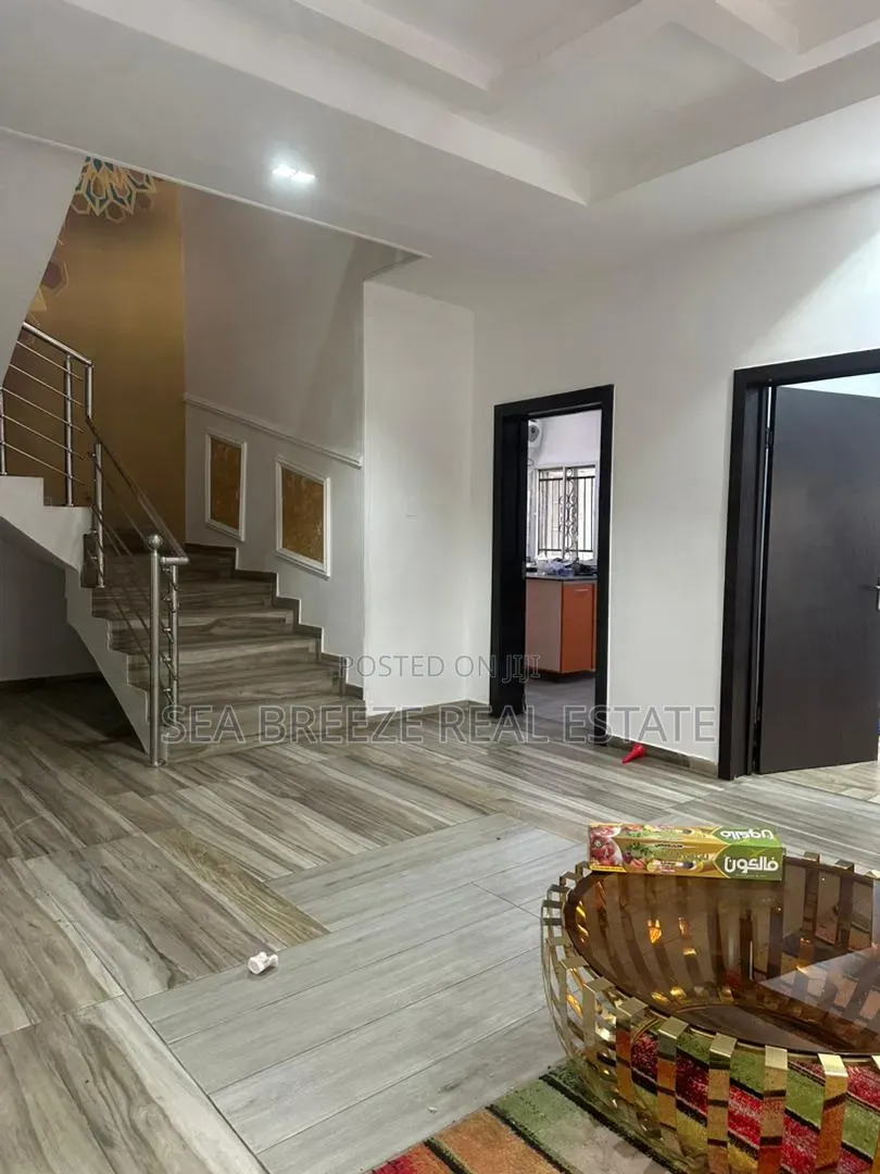 4bdrm Duplex in Greenland Estate, Mende for sale in Mende