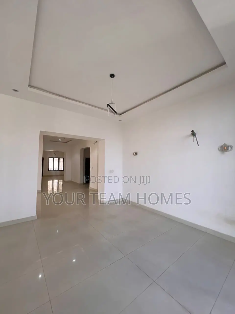 7bdrm Mansion in Guzape for sale in Guzape District