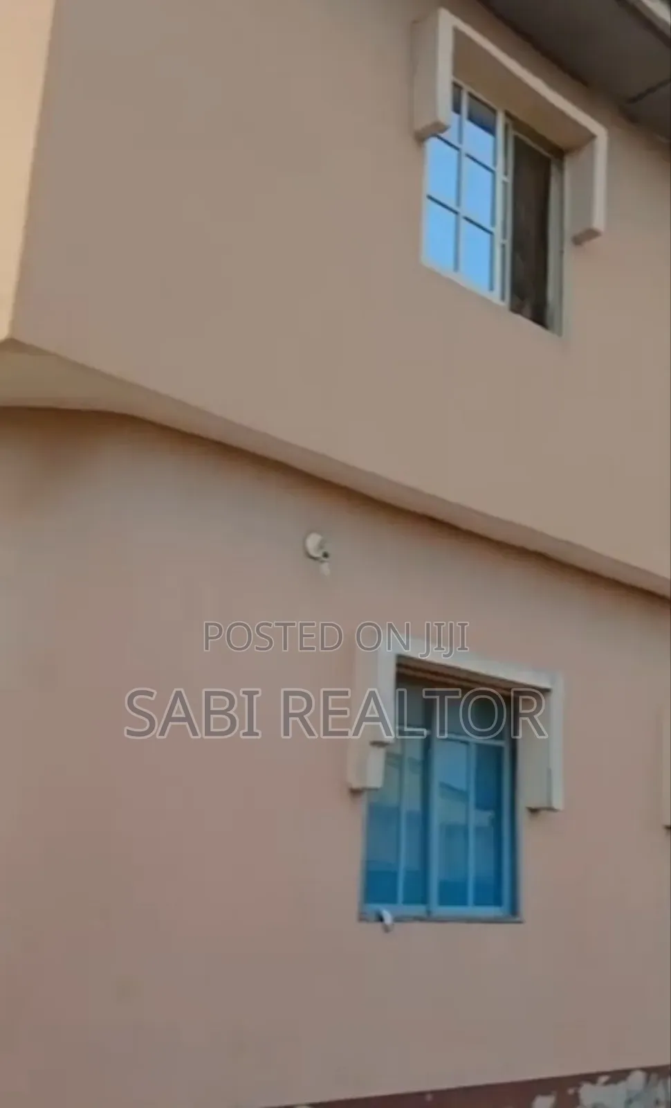 Furnished 3bdrm Block of Flats in Alakuko for sale in Alakuko