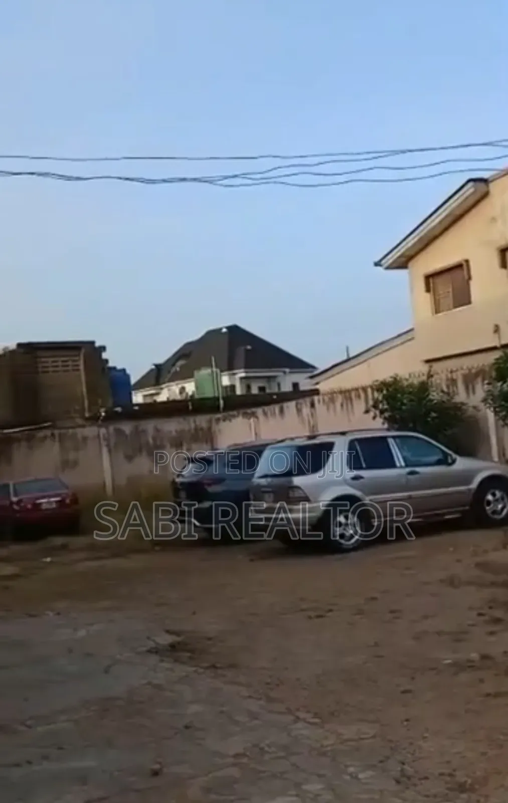 Furnished 3bdrm Block of Flats in Alakuko for sale in Alakuko